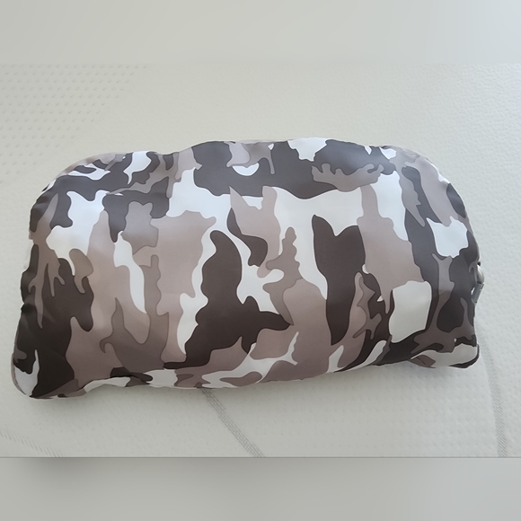 NWOT   LUG Echo Packable Backpack - Picture 3 of 8